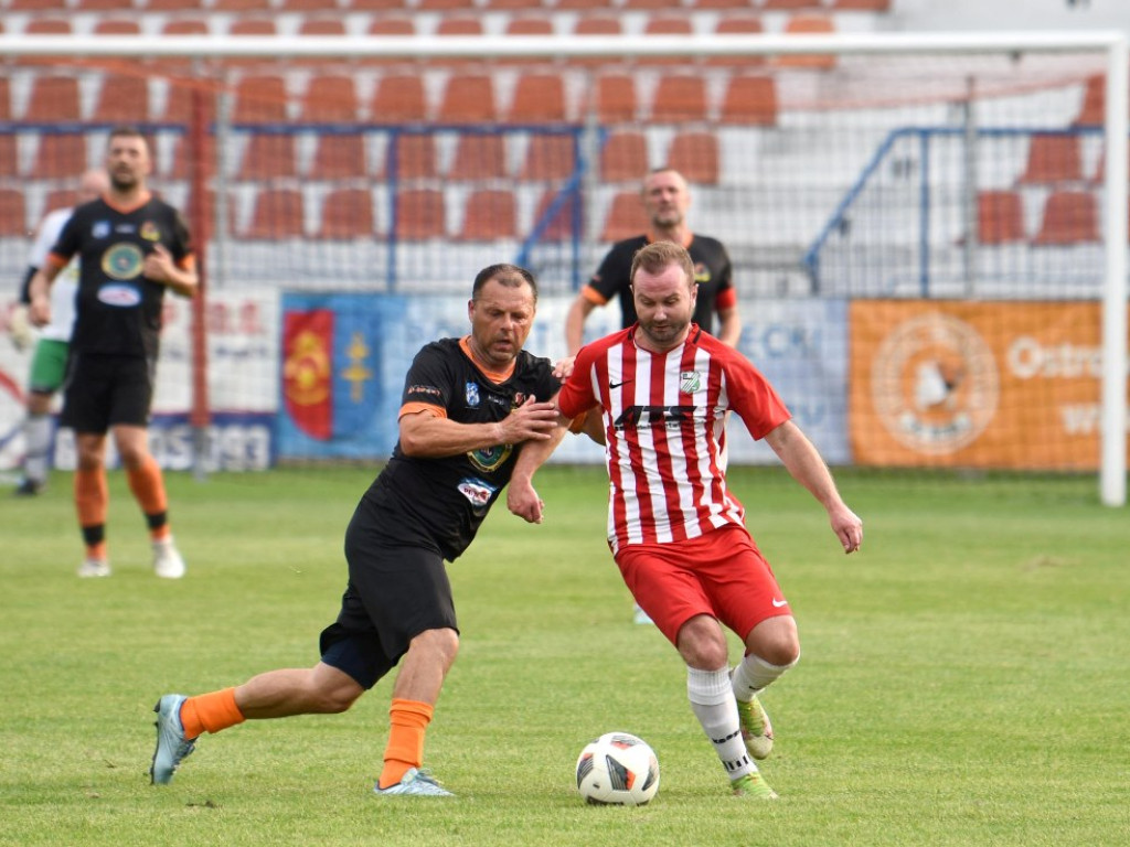 Oldboje KSZO wygrali 3:2 i awansowali do II rundy Okręgowego Pucharu Polski