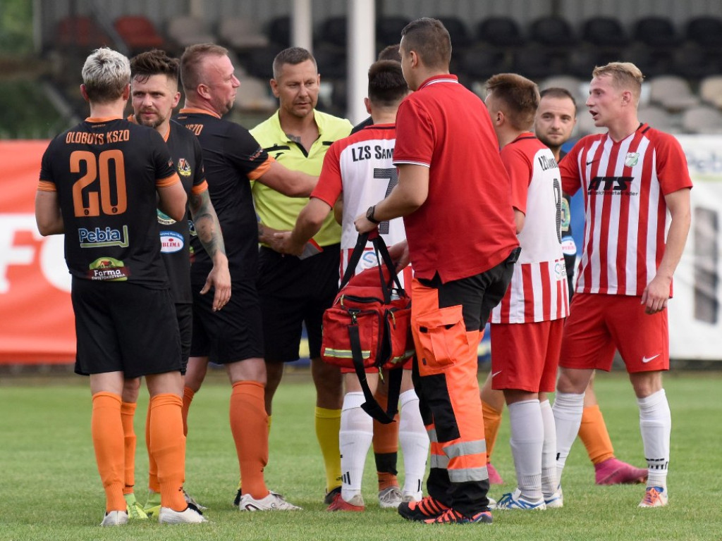 Oldboje KSZO wygrali 3:2 i awansowali do II rundy Okręgowego Pucharu Polski