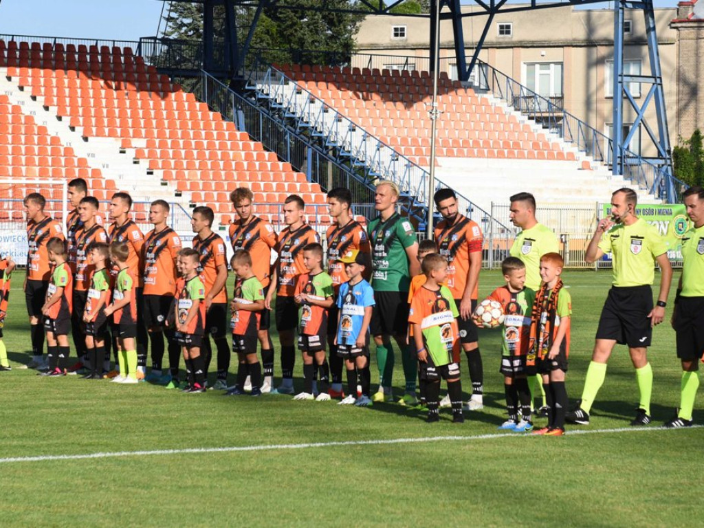 III liga piłkarska. Grupa IV. *KSZO 1929 Ostrowiec Świętokrzyski - Podlasie Biała Podlaska 2:1