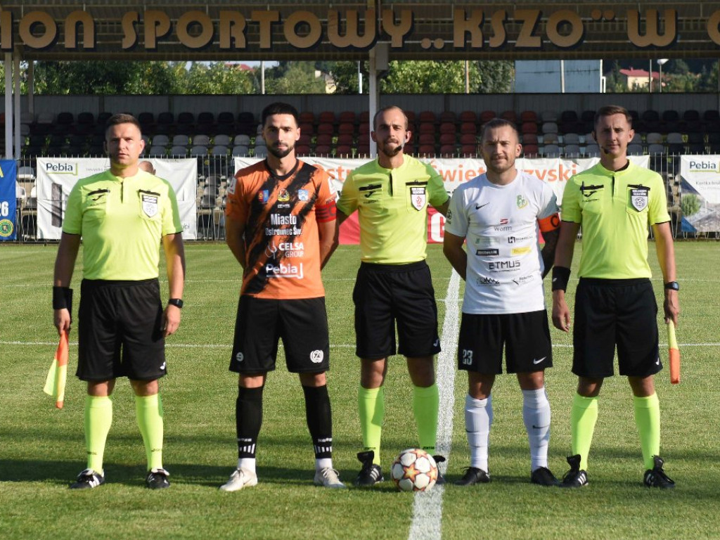 III liga piłkarska. Grupa IV. *KSZO 1929 Ostrowiec Świętokrzyski - Podlasie Biała Podlaska 2:1