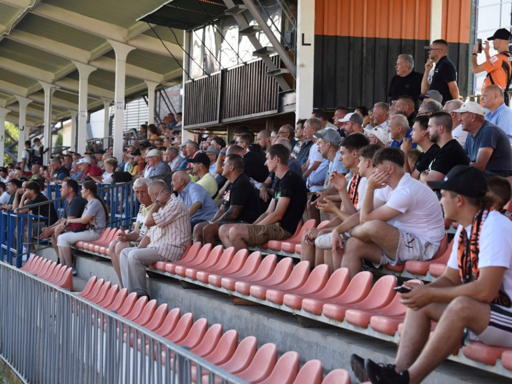 III liga piłkarska. Grupa IV. *KSZO 1929 Ostrowiec Świętokrzyski - Podlasie Biała Podlaska 2:1