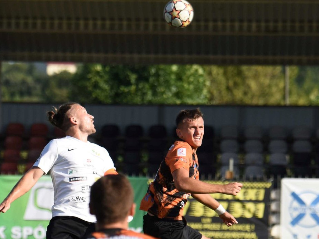 III liga piłkarska. Grupa IV. *KSZO 1929 Ostrowiec Świętokrzyski - Podlasie Biała Podlaska 2:1