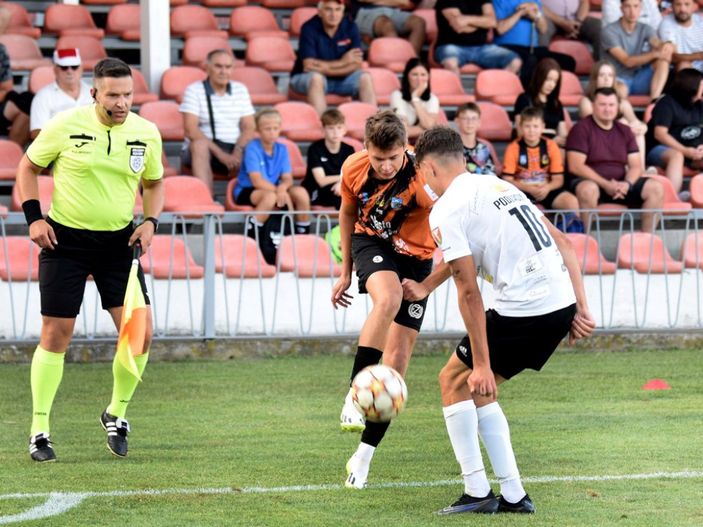 III liga piłkarska. Grupa IV. *KSZO 1929 Ostrowiec Świętokrzyski - Podlasie Biała Podlaska 2:1