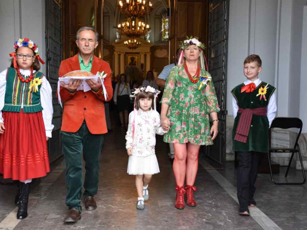 POWIATOWE ŚWIĘTO PLONÓW