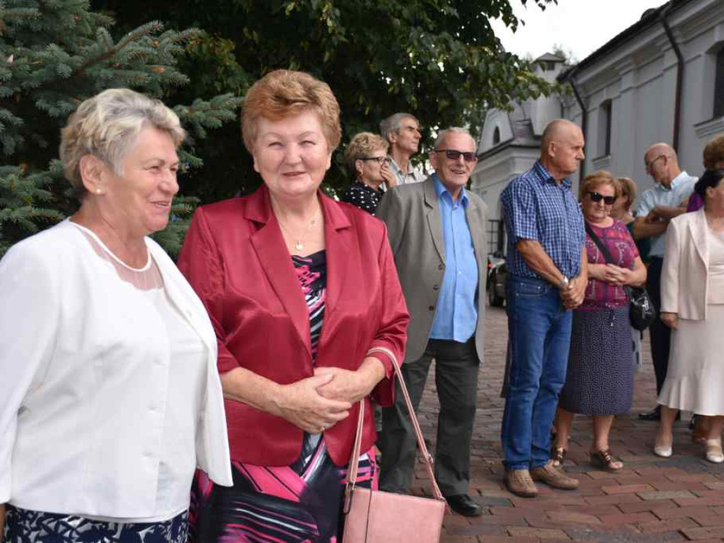 POWIATOWE ŚWIĘTO PLONÓW