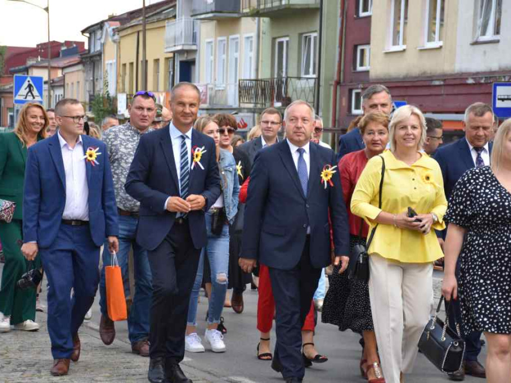 POWIATOWE ŚWIĘTO PLONÓW