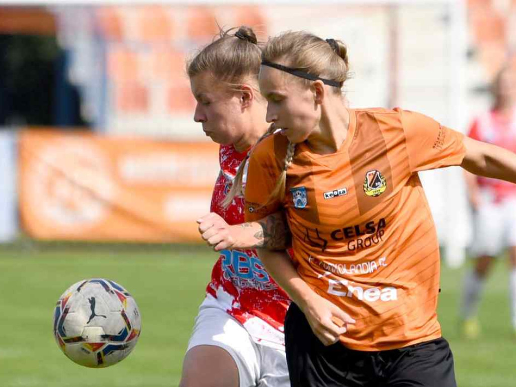 Piłkarki KSZO nadal bez punktu (fotogaleria)