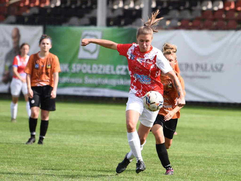 Piłkarki KSZO nadal bez punktu (fotogaleria)