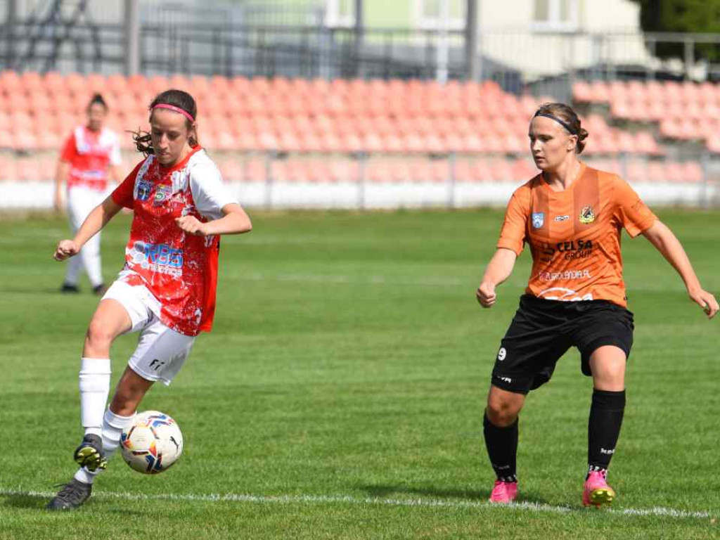 Piłkarki KSZO nadal bez punktu (fotogaleria)