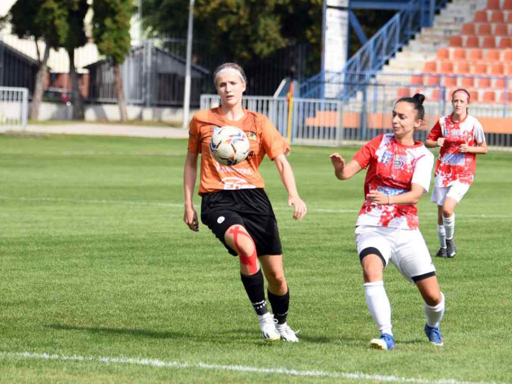 Piłkarki KSZO nadal bez punktu (fotogaleria)