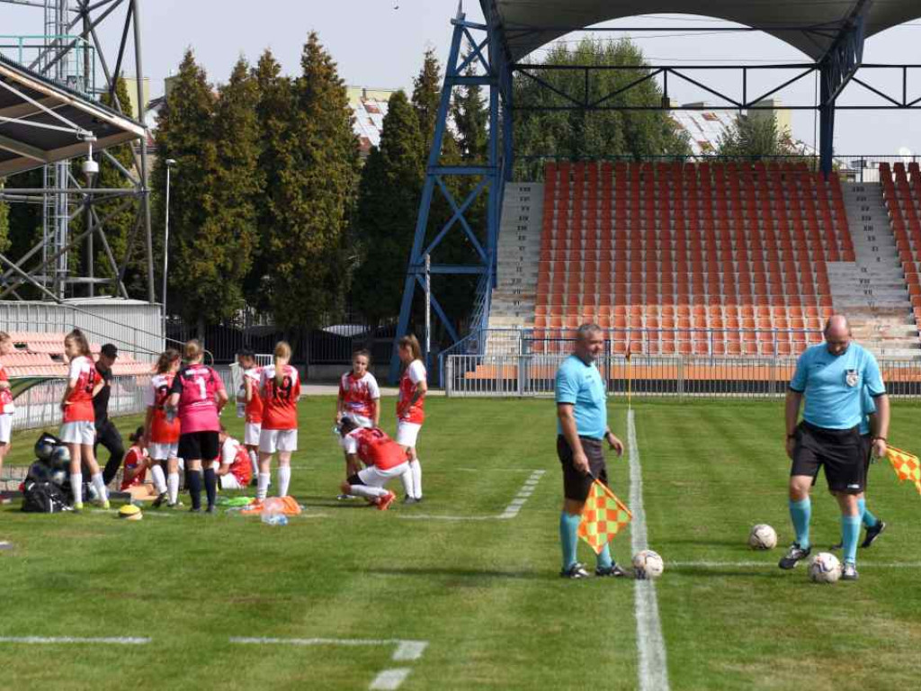 Piłkarki KSZO nadal bez punktu (fotogaleria)