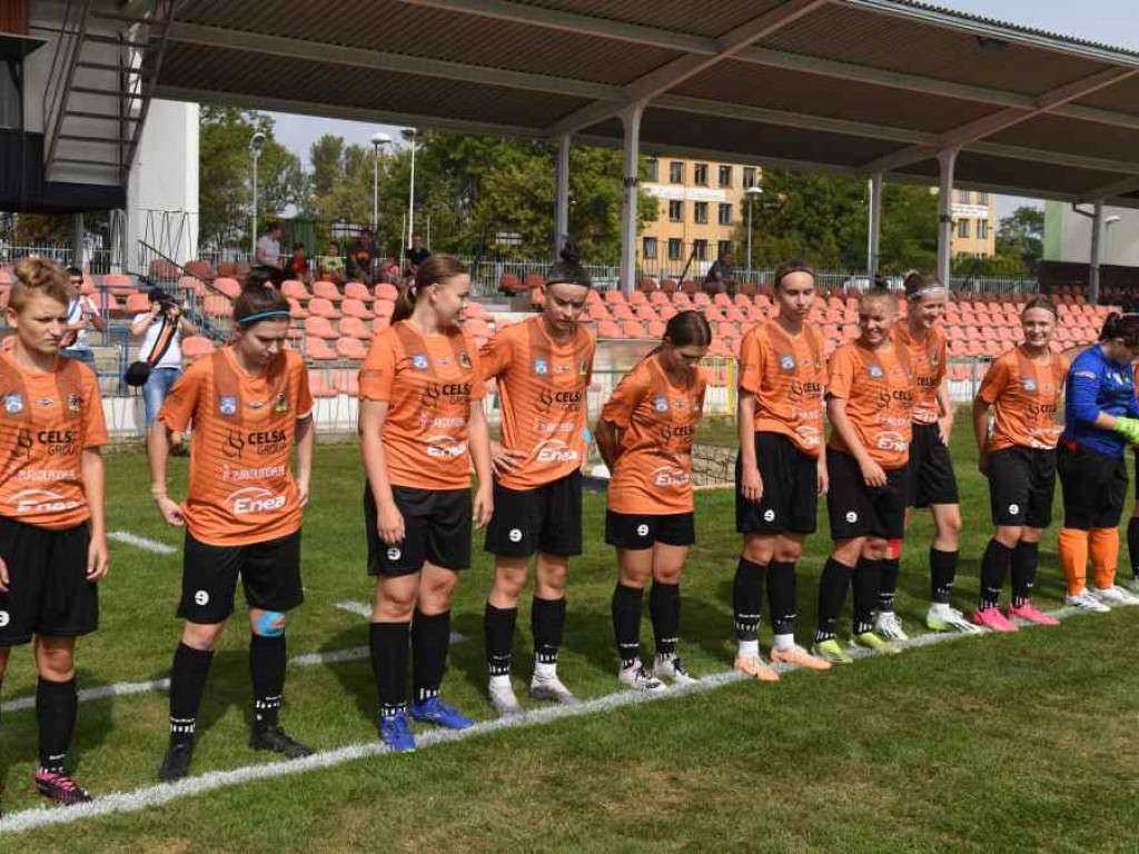 Piłkarki KSZO nadal bez punktu (fotogaleria)