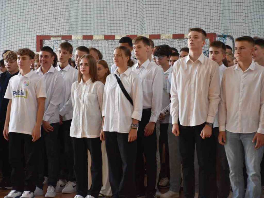 Uczniowie powitali  nowy rok szkolny