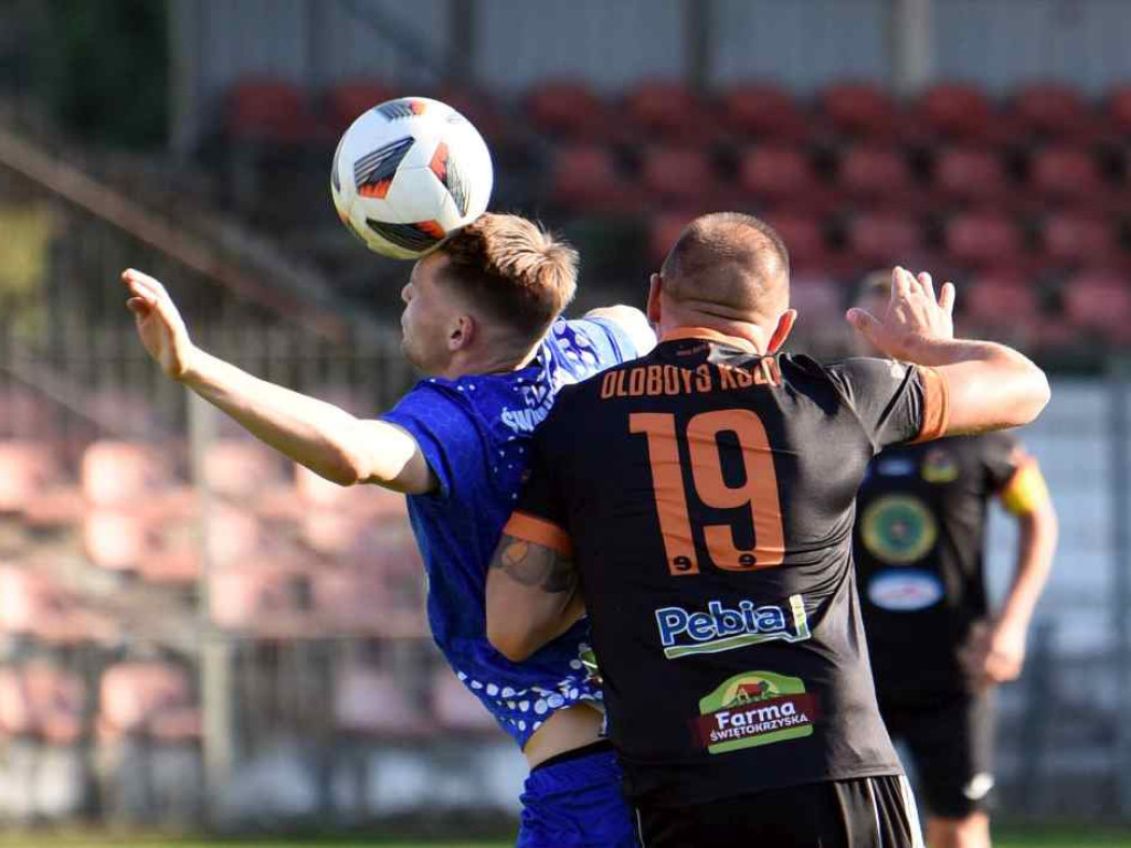 Świt zgasił oldbojów (fotogaleria)
