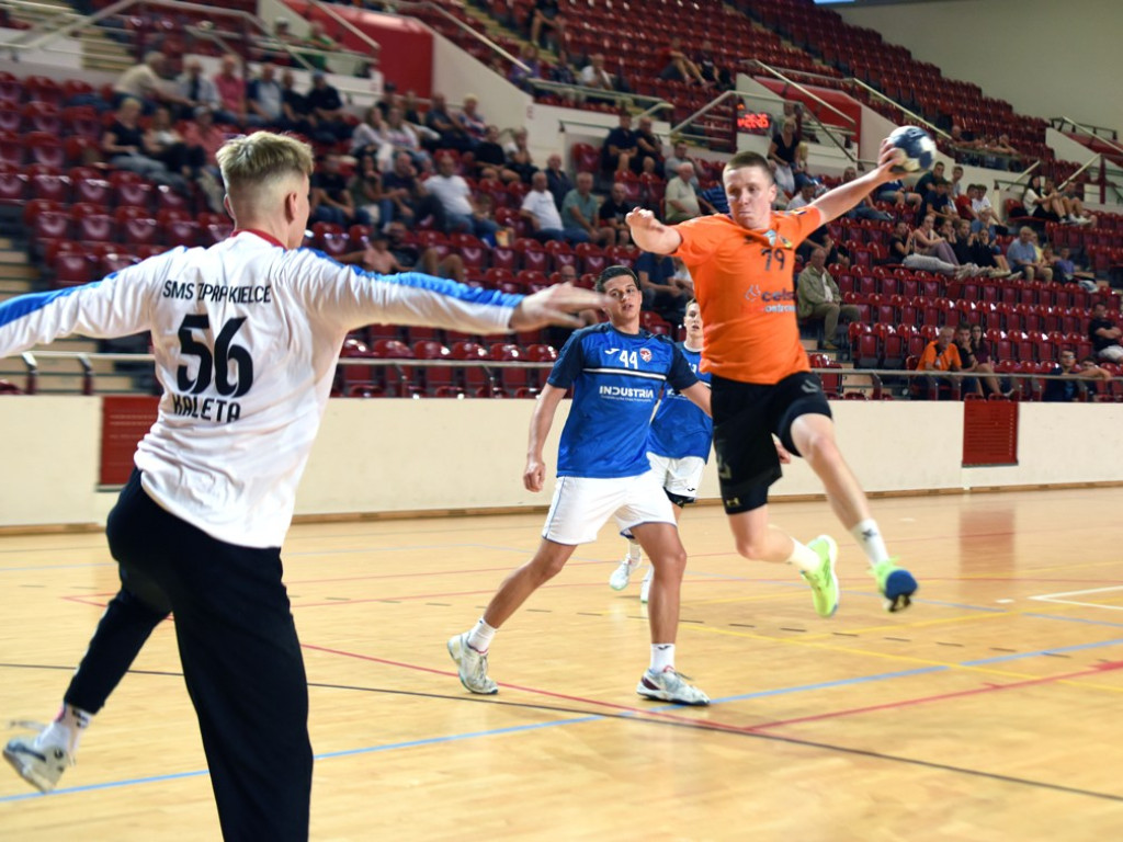 I liga piłki ręcznej mężczyzn. Grupa D. *KSZO Ostrowiec Świętokrzyski - SMS ZPRP II Kielce 34:27