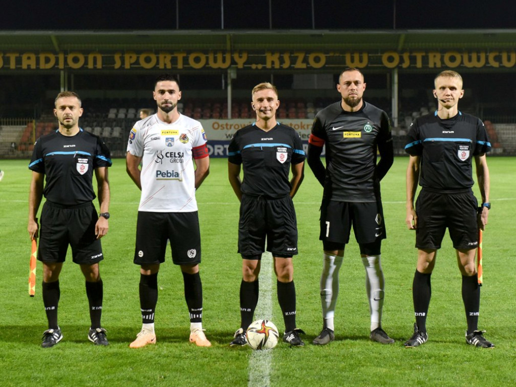 1/32 Fortuna Pucharu Polski. *KSZO 1929 Ostrowiec Świętokrzyski - Warta Poznań 1:2