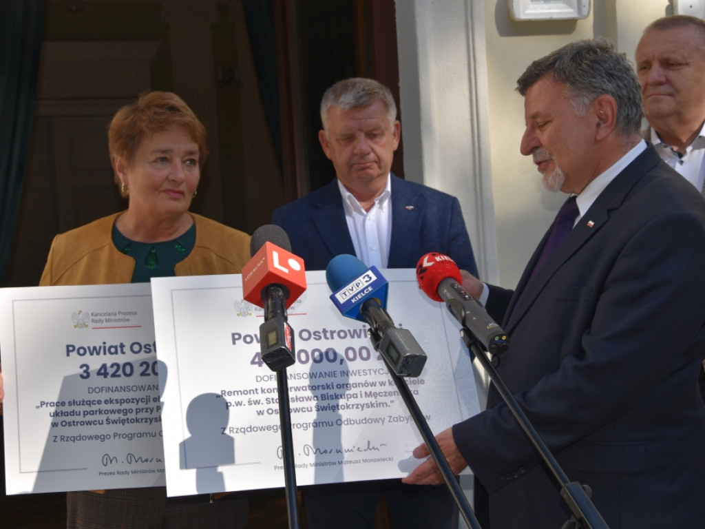 Blisko 6,7 mln złotych na renowację parku, zabytkowej piwnicy oraz kościołów