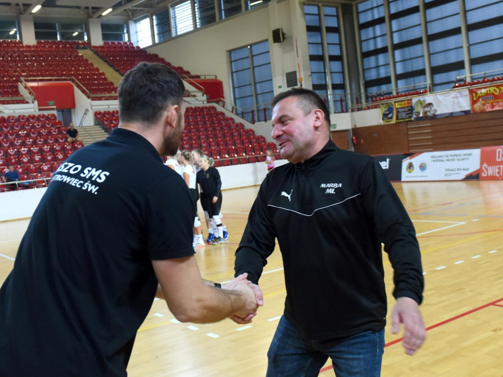 Siatkarki KSZO SMS drugie w Ostrowiec Cup (zdjęcia)