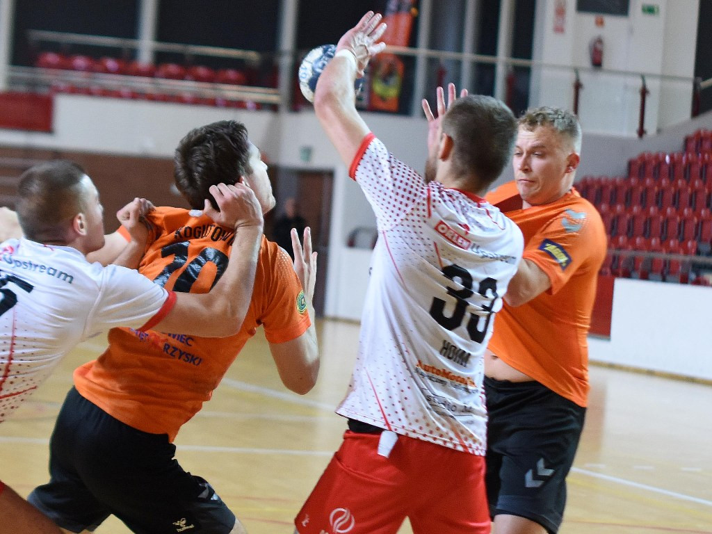 I liga piłki ręcznej mężczyzn. Grupa D. *KSZO Ostrowiec Świętokrzyski - Orlen Upstream SRS Przemyśl 28:30