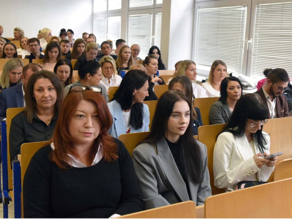 Inauguracja Roku Akademickiego 2023/2024 w ostrowieckiej Akademii Nauk Stosowanych im. J.Gołuchowskiego