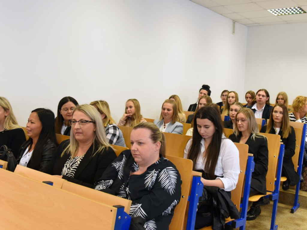 Inauguracja Roku Akademickiego 2023/2024 w ostrowieckiej Akademii Nauk Stosowanych im. J.Gołuchowskiego
