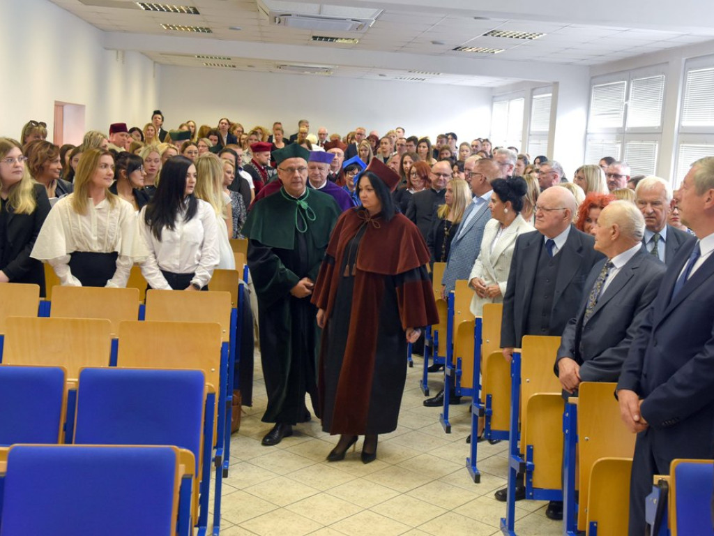 Inauguracja Roku Akademickiego 2023/2024 w ostrowieckiej Akademii Nauk Stosowanych im. J.Gołuchowskiego