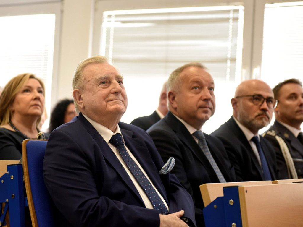 Inauguracja Roku Akademickiego 2023/2024 w ostrowieckiej Akademii Nauk Stosowanych im. J.Gołuchowskiego