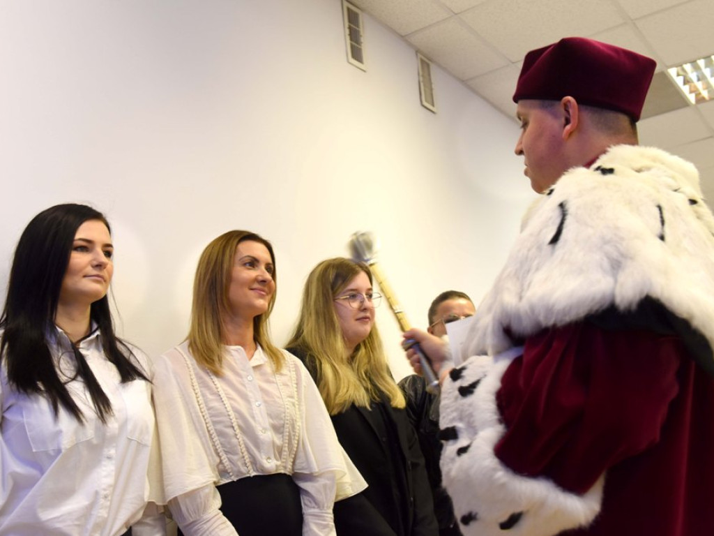Inauguracja Roku Akademickiego 2023/2024 w ostrowieckiej Akademii Nauk Stosowanych im. J.Gołuchowskiego