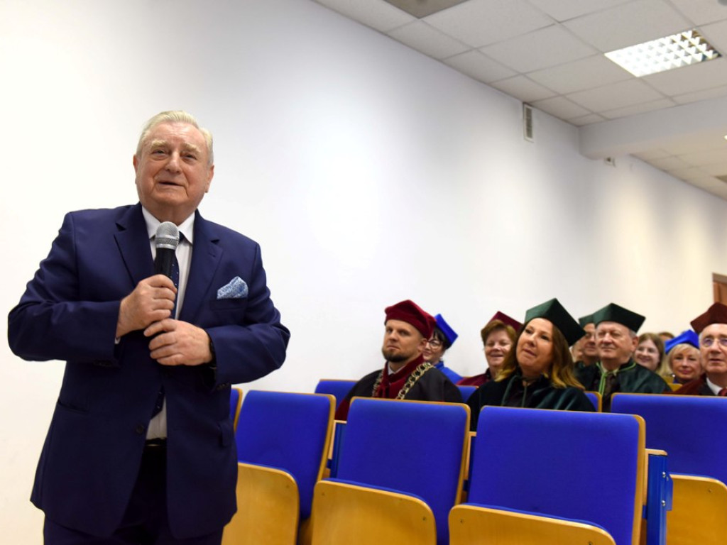 Inauguracja Roku Akademickiego 2023/2024 w ostrowieckiej Akademii Nauk Stosowanych im. J.Gołuchowskiego