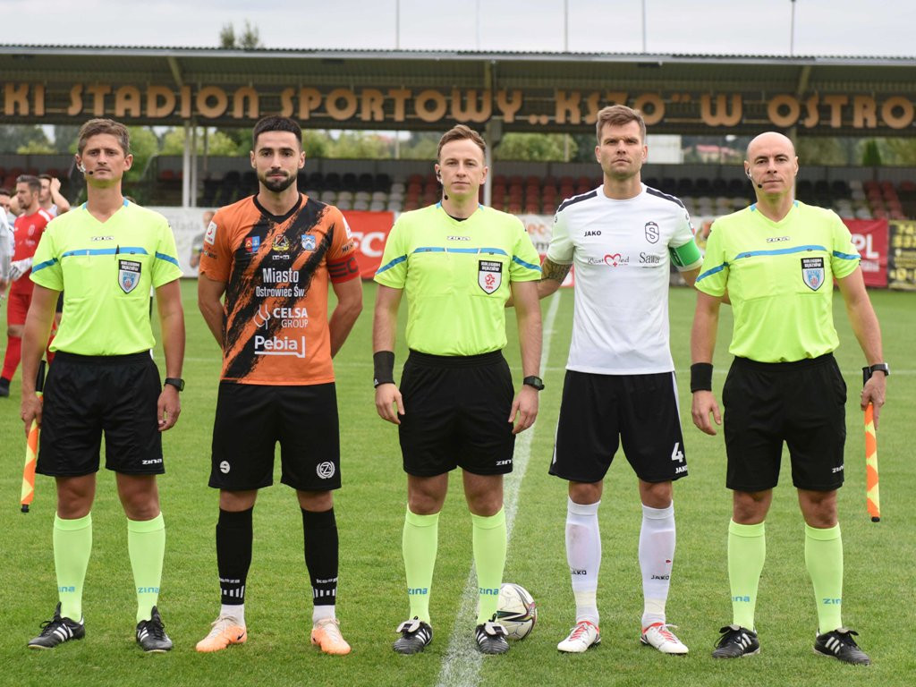III liga piłkarska. Grupa IV. *KSZO 1929 Ostrowiec Świętokrzyski - Świdniczanka Świdnik 4:0