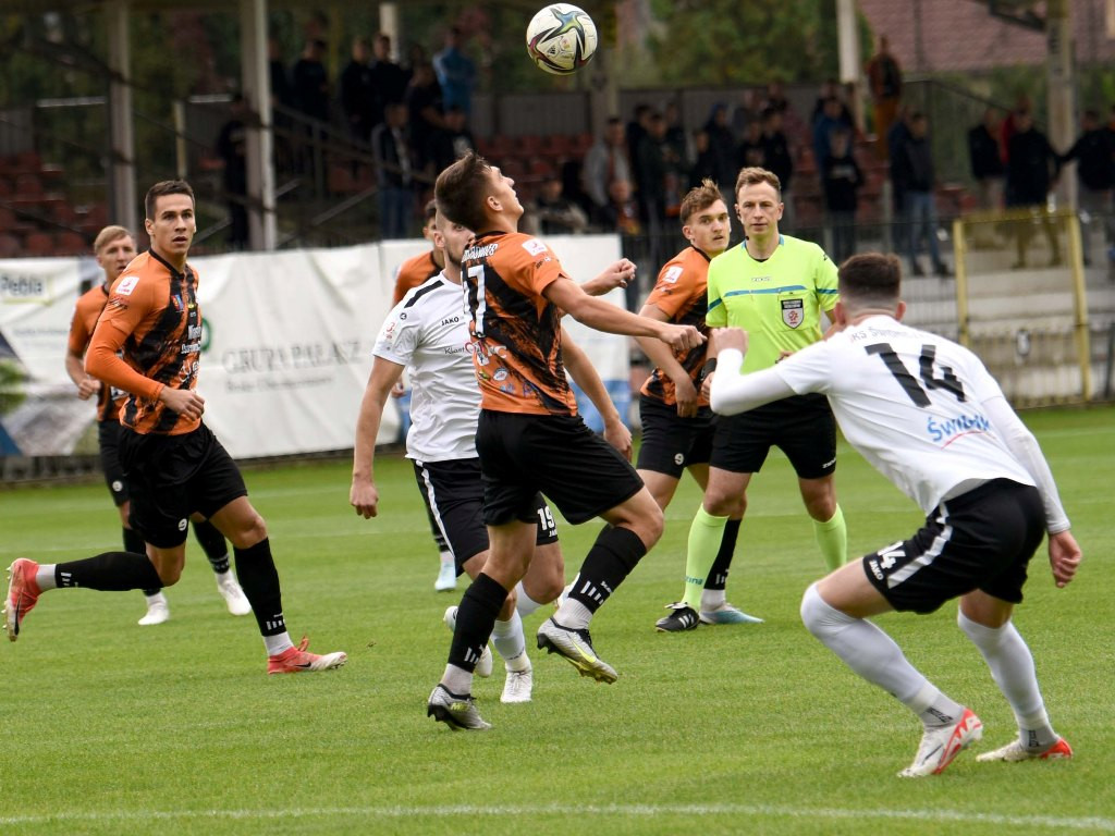 III liga piłkarska. Grupa IV. *KSZO 1929 Ostrowiec Świętokrzyski - Świdniczanka Świdnik 4:0
