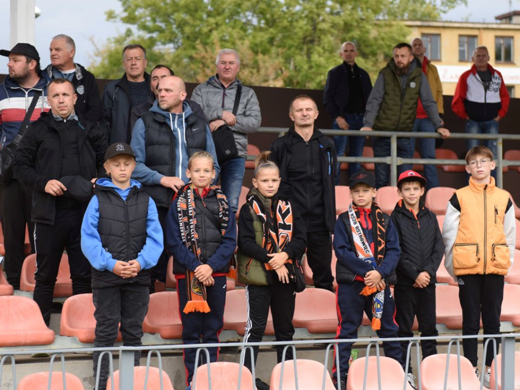 III liga piłkarska. Grupa IV. *KSZO 1929 Ostrowiec Świętokrzyski - Świdniczanka Świdnik 4:0