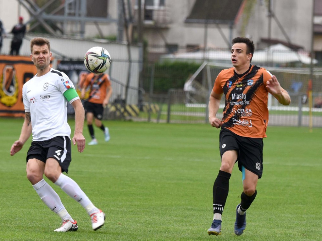 III liga piłkarska. Grupa IV. *KSZO 1929 Ostrowiec Świętokrzyski - Świdniczanka Świdnik 4:0