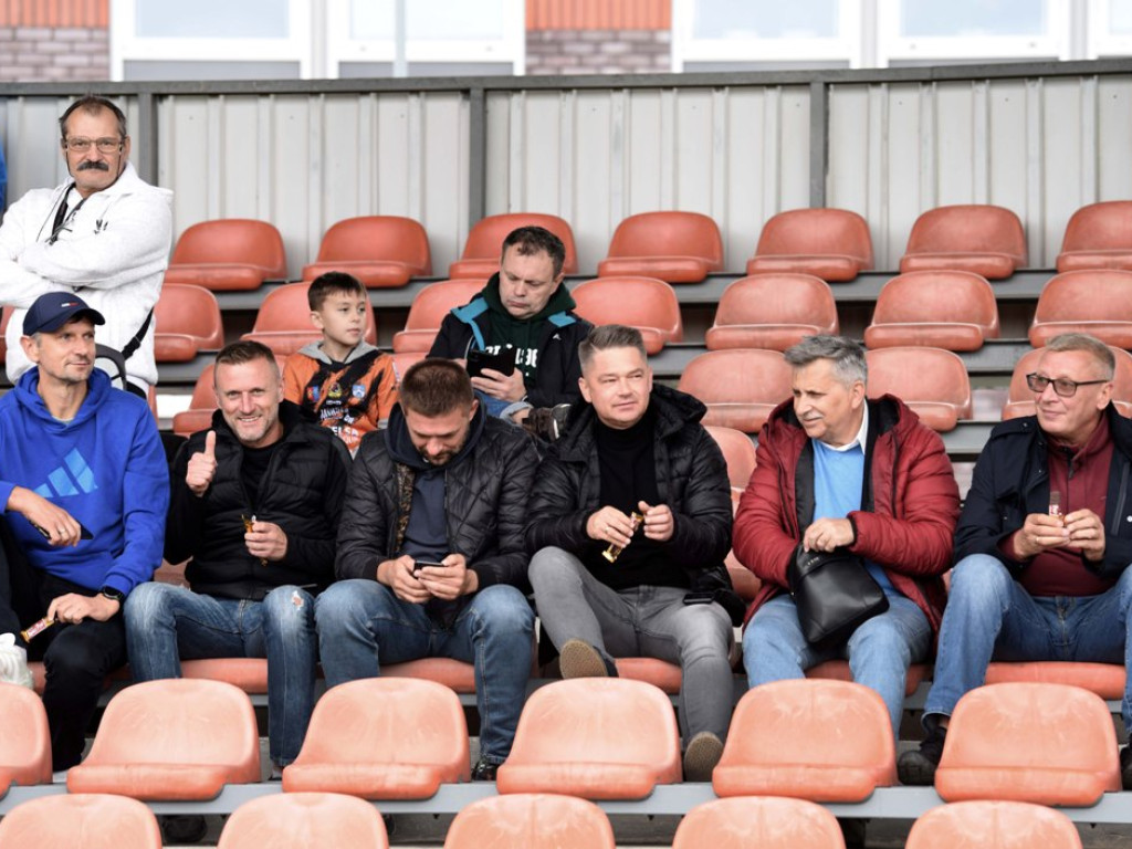 III liga piłkarska. Grupa IV. *KSZO 1929 Ostrowiec Świętokrzyski - Świdniczanka Świdnik 4:0