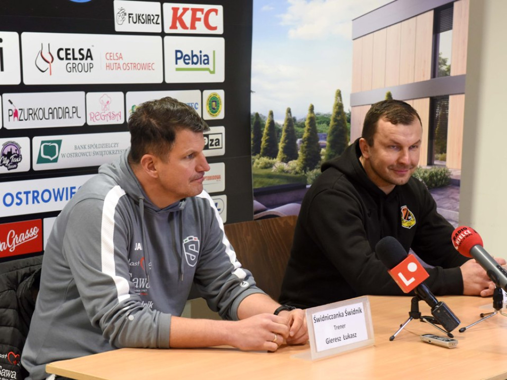III liga piłkarska. Grupa IV. *KSZO 1929 Ostrowiec Świętokrzyski - Świdniczanka Świdnik 4:0