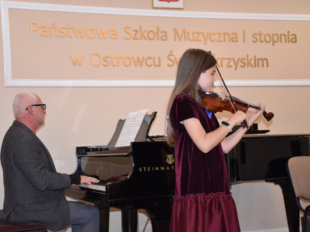 Jesienne inspiracje z Waldemarem Malickim w Państwowej Szkole Muzycznej