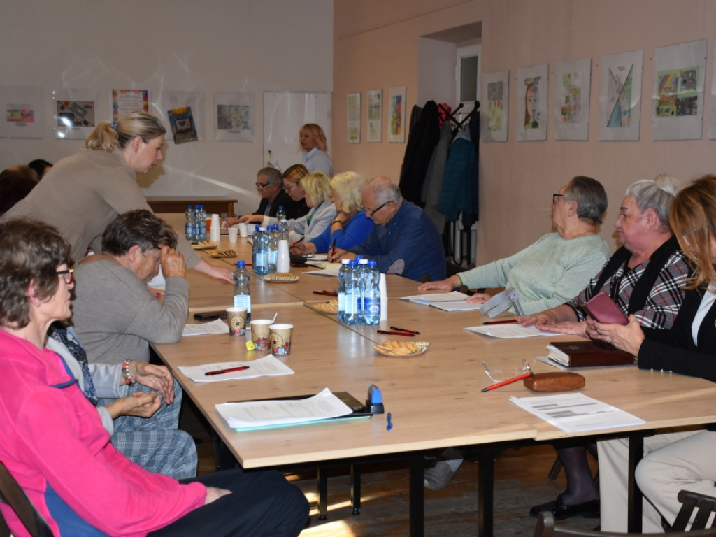 Z organizacjami pozarządowymi nie tylko o ekonomii