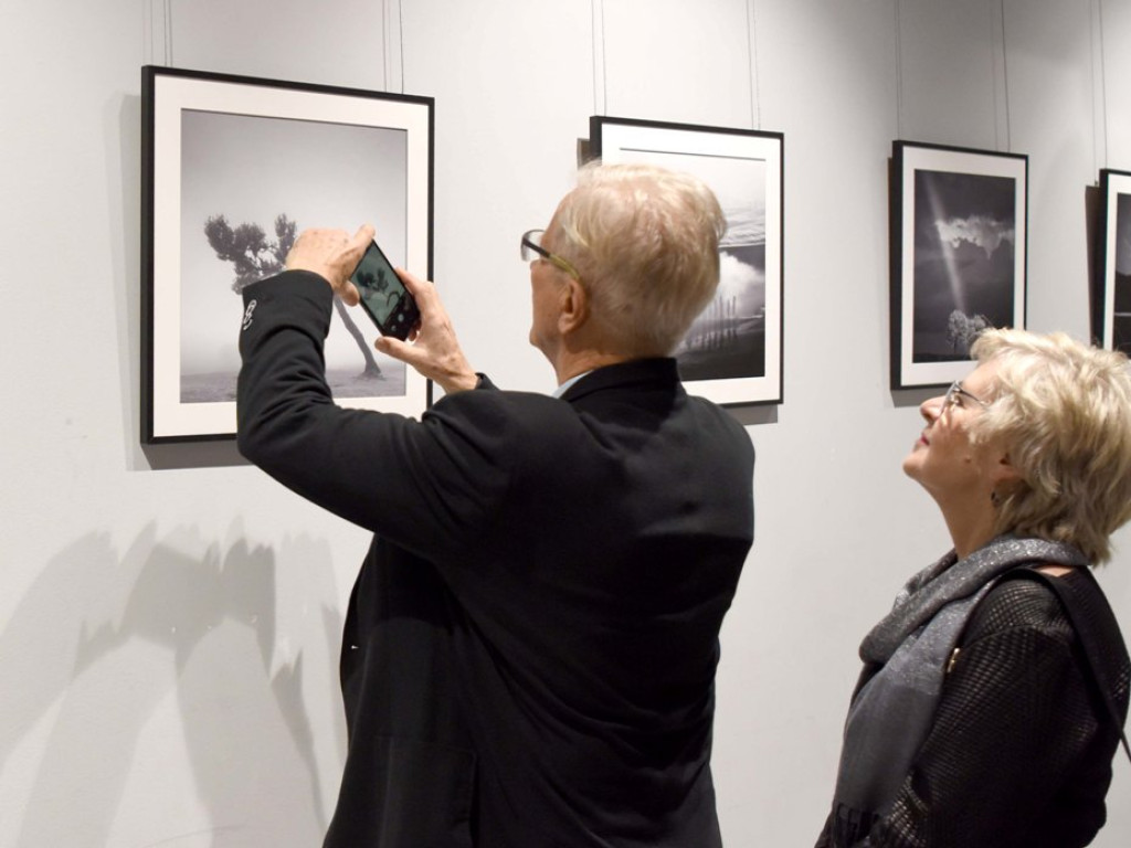 Galeria Fotografii MCK. Wernisaż wystawy Tomasza Grzyba 