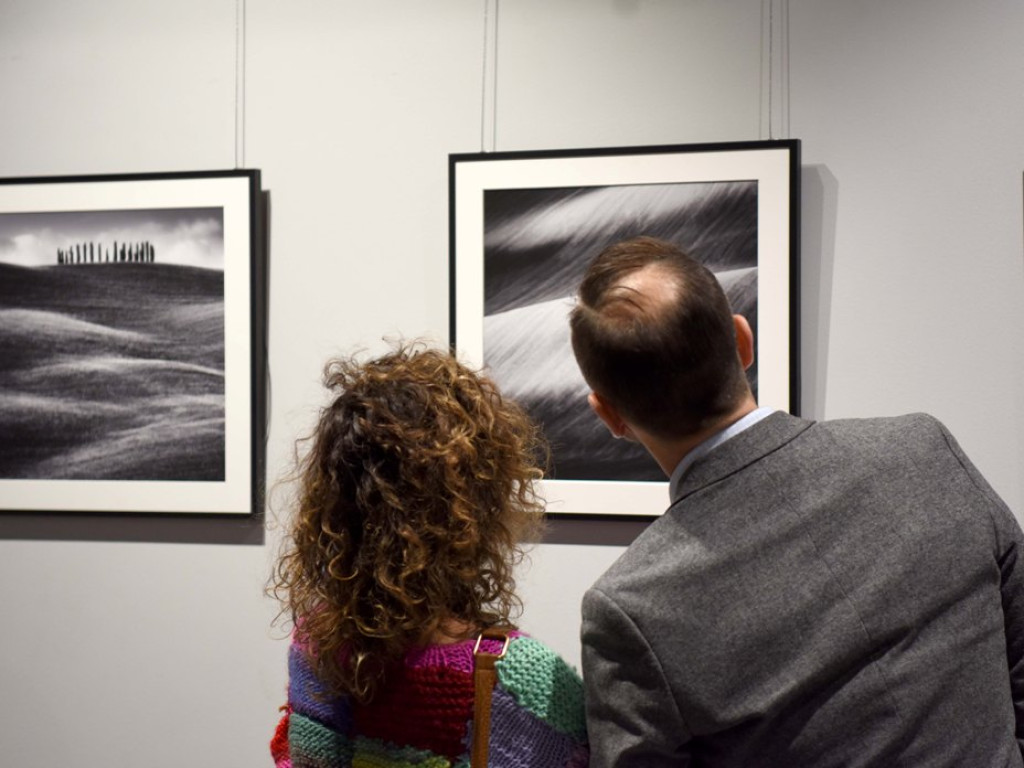 Galeria Fotografii MCK. Wernisaż wystawy Tomasza Grzyba 