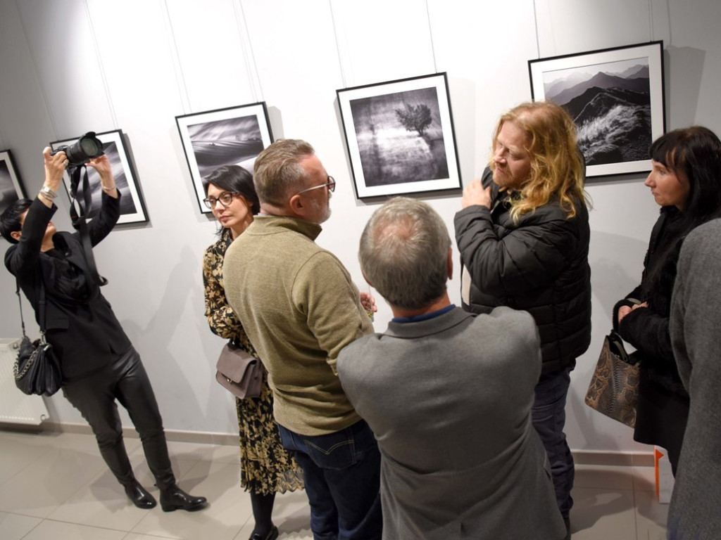 Galeria Fotografii MCK. Wernisaż wystawy Tomasza Grzyba 