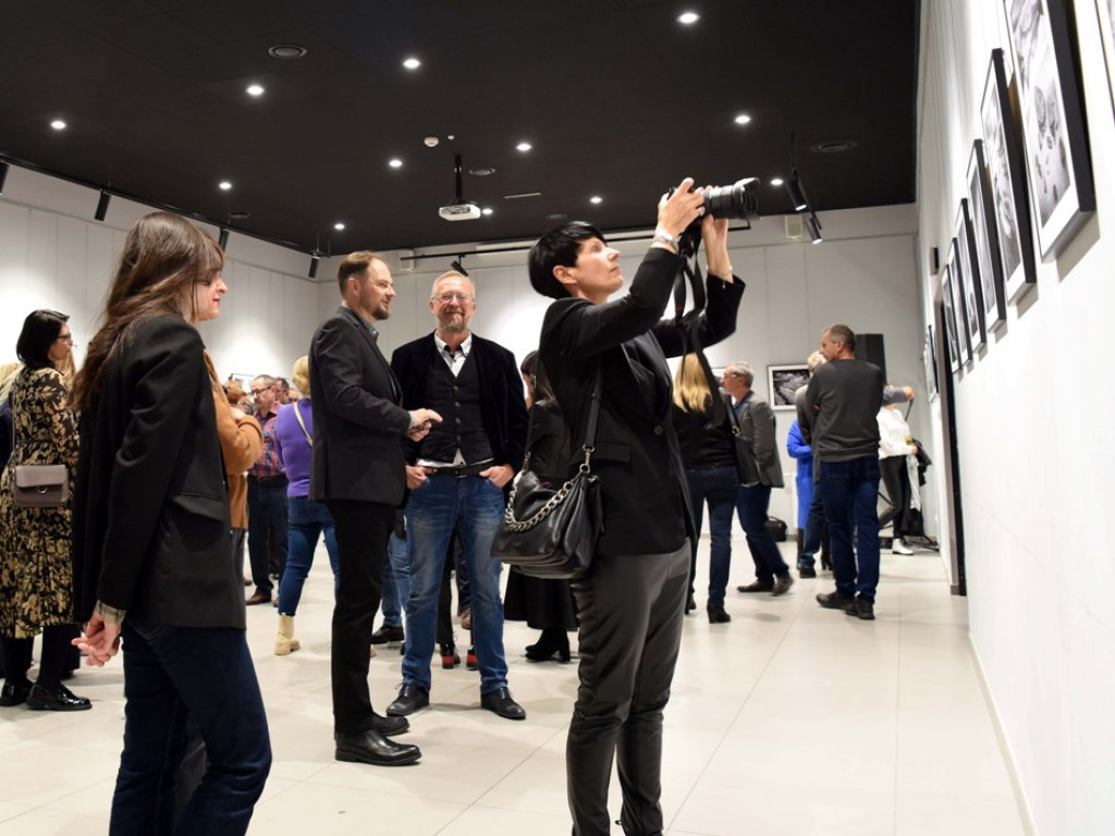 Galeria Fotografii MCK. Wernisaż wystawy Tomasza Grzyba 