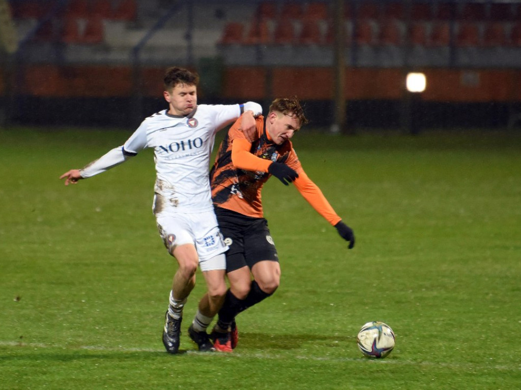 III liga piłkarska. Grupa IV. *KSZO 1929 Ostrowiec Świętokrzyski - Garbarnia Kraków 2:2