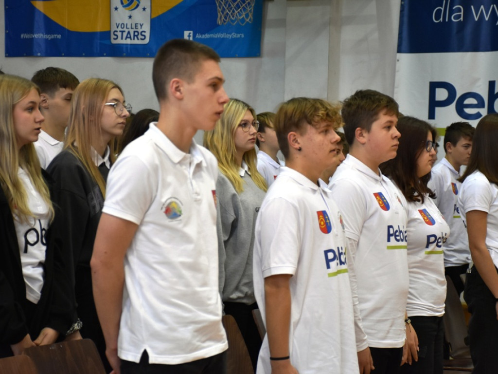 Inauguracja Roku Sportowego w Zespole Szkół Ogólnokształcących Mistrzostwa Sportowego. Z uczniami spotkała się wspaniała lekkoatletka Angelika Cichocka