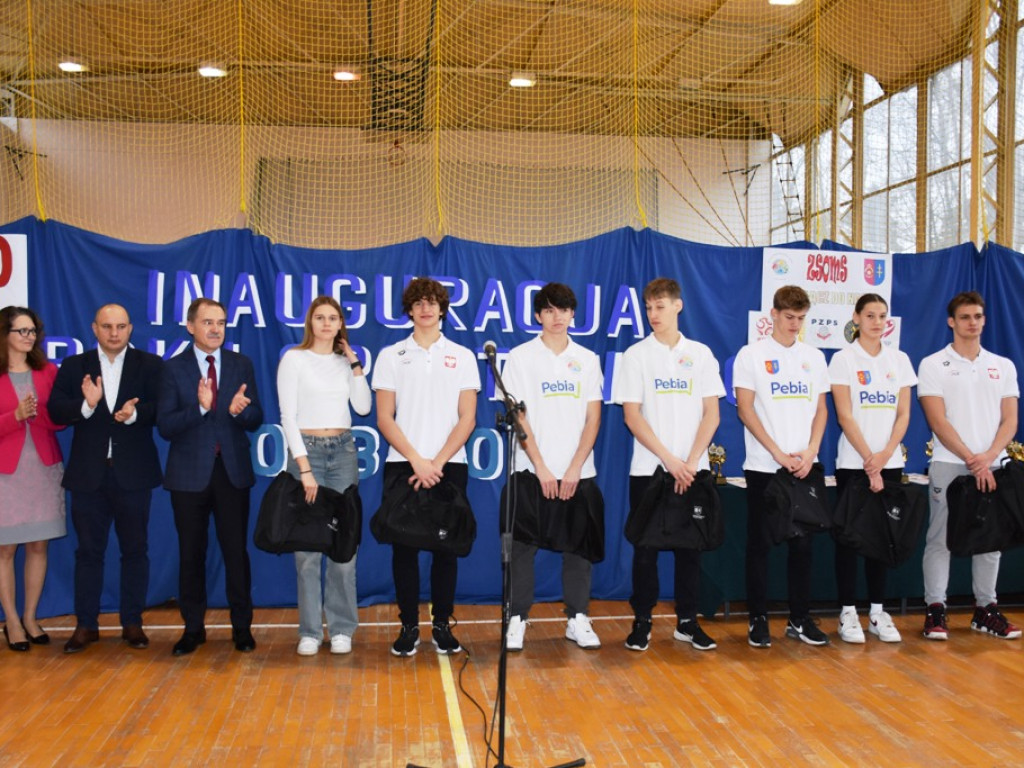 Inauguracja Roku Sportowego w Zespole Szkół Ogólnokształcących Mistrzostwa Sportowego. Z uczniami spotkała się wspaniała lekkoatletka Angelika Cichocka