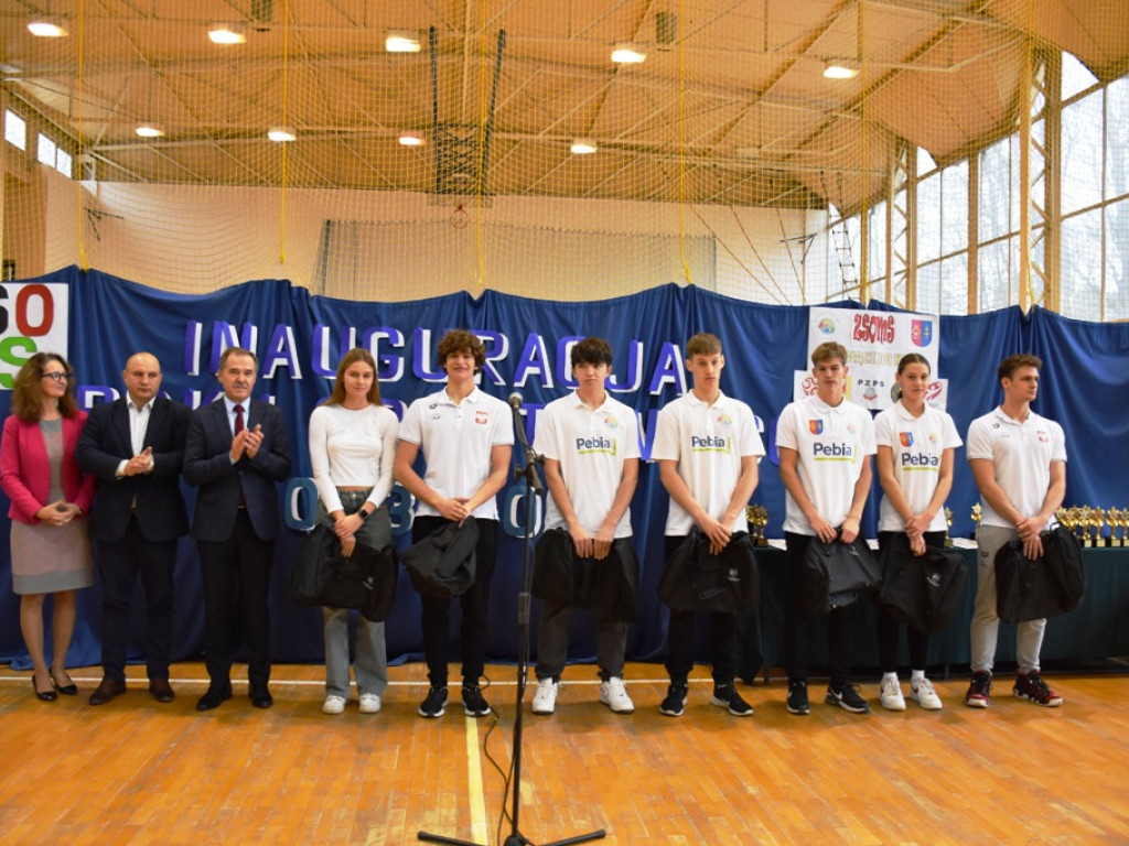 Inauguracja Roku Sportowego w Zespole Szkół Ogólnokształcących Mistrzostwa Sportowego. Z uczniami spotkała się wspaniała lekkoatletka Angelika Cichocka