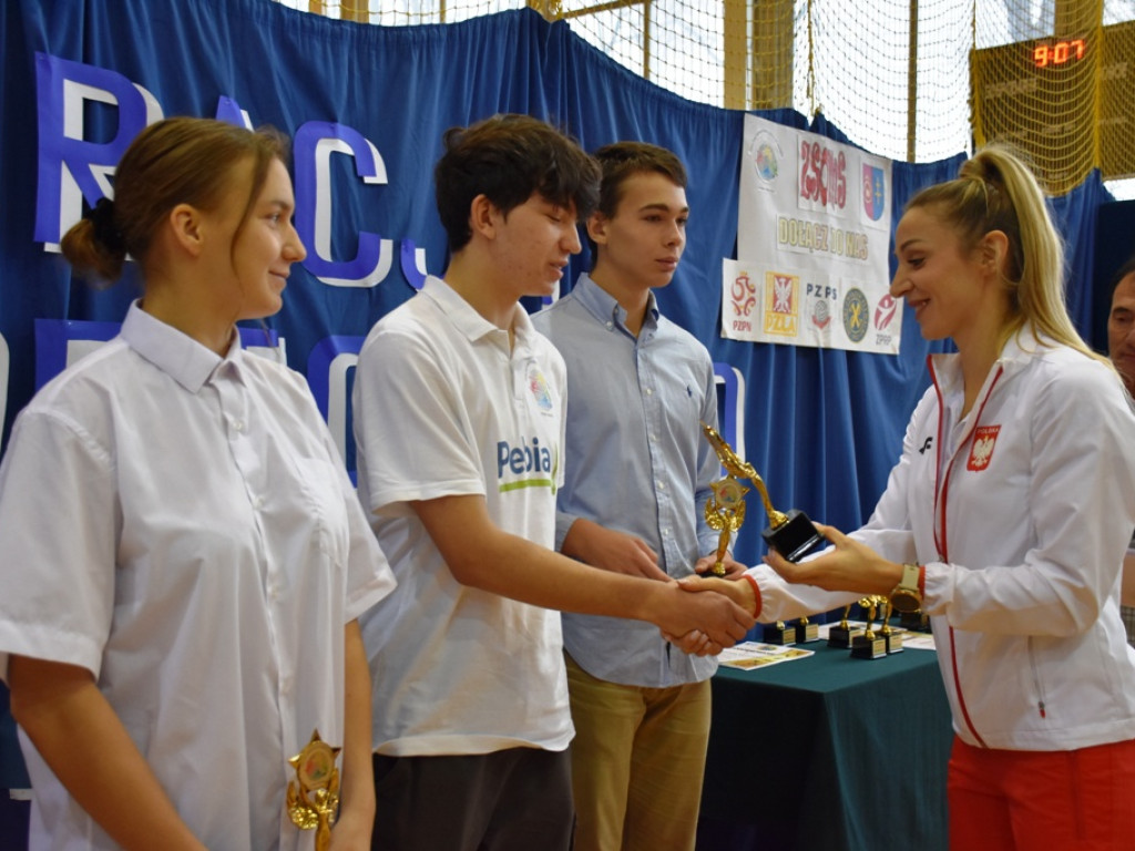 Inauguracja Roku Sportowego w Zespole Szkół Ogólnokształcących Mistrzostwa Sportowego. Z uczniami spotkała się wspaniała lekkoatletka Angelika Cichocka