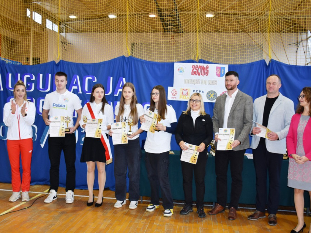 Inauguracja Roku Sportowego w Zespole Szkół Ogólnokształcących Mistrzostwa Sportowego. Z uczniami spotkała się wspaniała lekkoatletka Angelika Cichocka