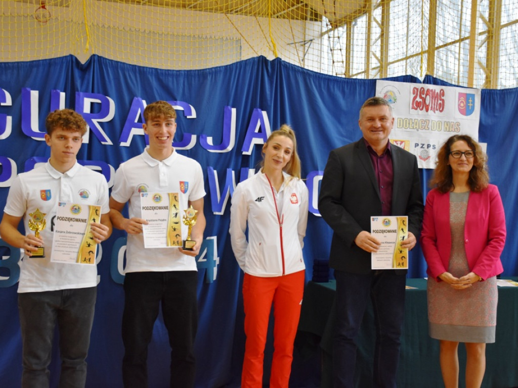 Inauguracja Roku Sportowego w Zespole Szkół Ogólnokształcących Mistrzostwa Sportowego. Z uczniami spotkała się wspaniała lekkoatletka Angelika Cichocka