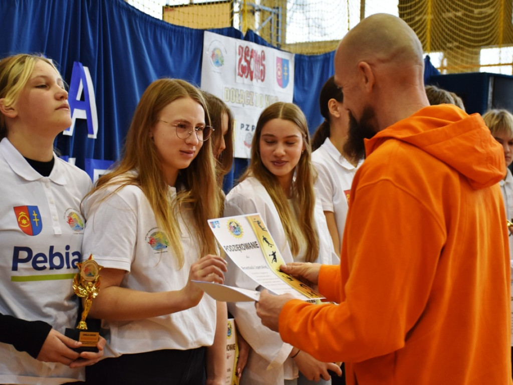 Inauguracja Roku Sportowego w Zespole Szkół Ogólnokształcących Mistrzostwa Sportowego. Z uczniami spotkała się wspaniała lekkoatletka Angelika Cichocka