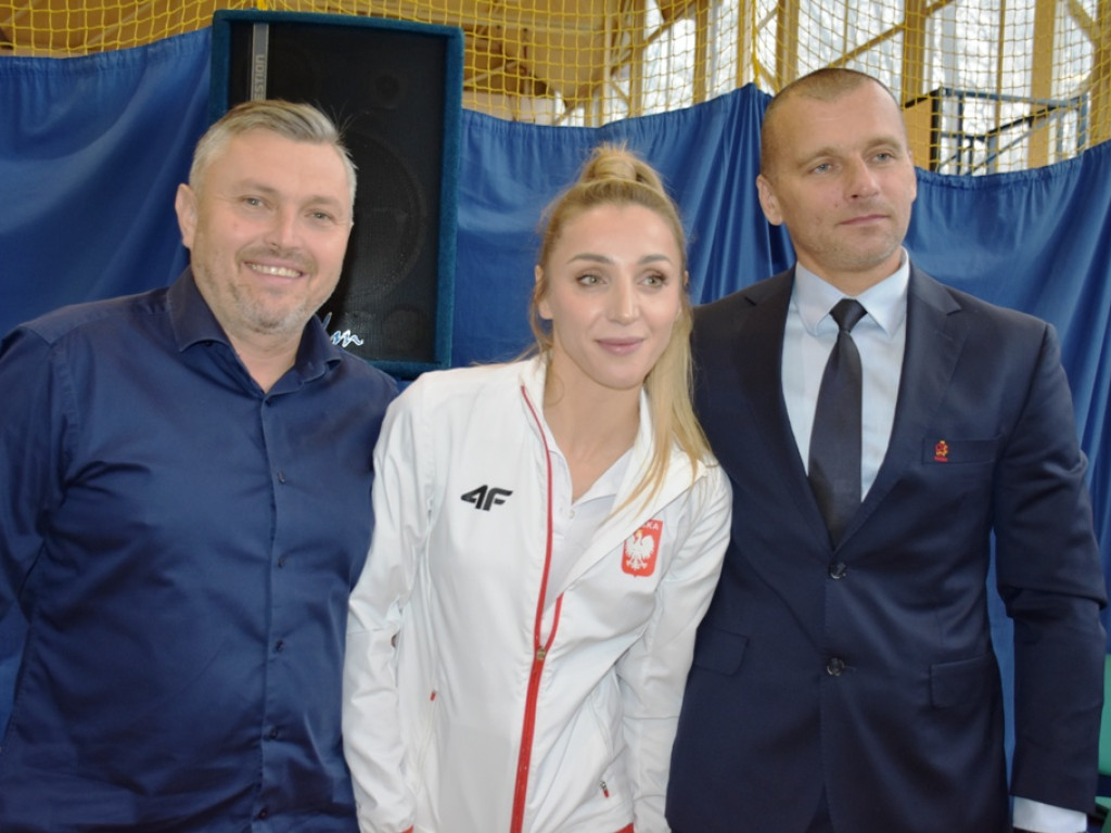 Inauguracja Roku Sportowego w Zespole Szkół Ogólnokształcących Mistrzostwa Sportowego. Z uczniami spotkała się wspaniała lekkoatletka Angelika Cichocka